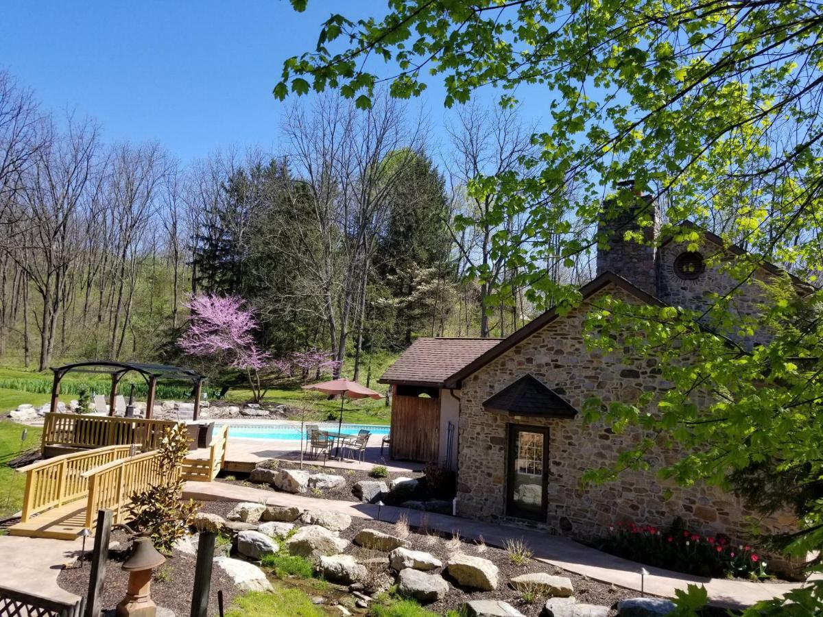 Hawk Mountain Bed & Breakfast Kempton Экстерьер фото